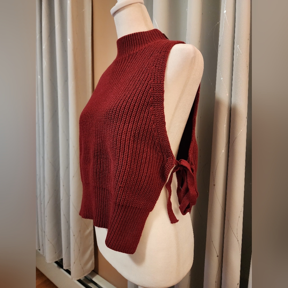 Women's Burgundy Sweater